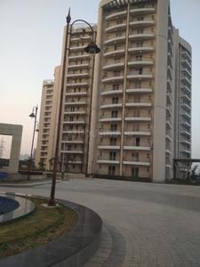 Building Image of 1400 Sq.ft 3 BHK Apartment / Flat for sale in BPTP Discovery Park, Sector 80 Faridabad for Rs. 16500000