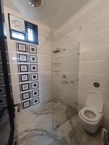 Image of 2000 Sq.ft 5 BHK Builder Floor for sale in Mukherjee Nagar, New Delhi for Rs. 33000000