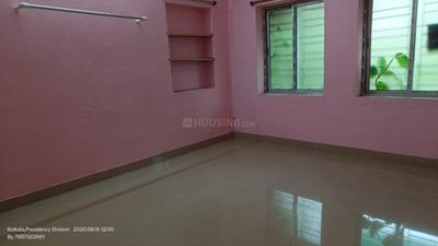 Bedroom Image of 600 Sq.ft 1.5 BHK Independent House for rent in Paschim Putiary Kolkata for Rs. 8000