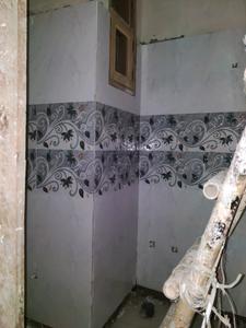 Common Bathroom Image of 750 Sq.ft 2 BHK Builder Floor for sale in DLF Ankur Vihar Ghaziabad for Rs. 2100000