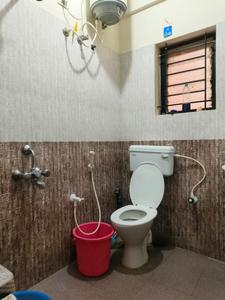 Common Bathroom Image of 1200 Sq.ft 2 BHK Builder Floor for rent in Sahakara Nagar Bengaluru for Rs. 30000