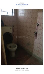 Bathroom Image of 900 Sq.ft 3 BHK Apartment / Flat for sale in Netaji Nagar Kolkata for Rs. 2700000
