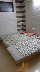 Bedroom Image of 1650 Sq.ft 4 BHK Apartment / Flat for sale in Navrangpura Ahmedabad for Rs. 10800000