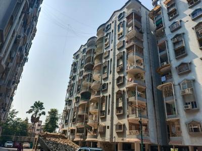 Image of 2100 Sq.ft 4 BHK Apartment / Flat for sale in Satellite, Ahmedabad for Rs. 11000000