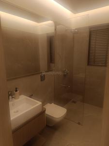 Bathroom Image of 1050 Sq.ft 2 BHK Apartment / Flat for sale in Chembur Mumbai for Rs. 30400000