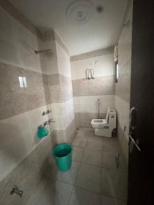 Bathroom Image of 850 Sq.ft 2 BHK Builder Floor for rent in Sector 23 Dwarka New Delhi for Rs. 23000