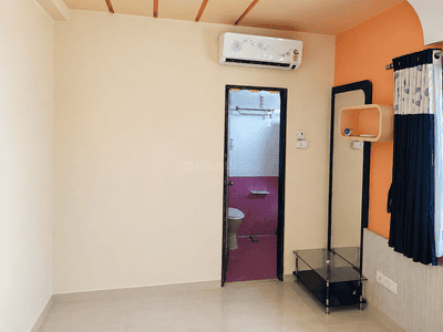 Bedroom Image of 4500 Sq.ft 3.5 BHK Independent House for rent in Kotecha Nagar Rajkot for Rs. 45000