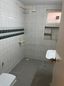 Image of 1600 Sq.ft 3 BHK Apartment / Flat for rent in Sector 34, Noida for Rs. 48000