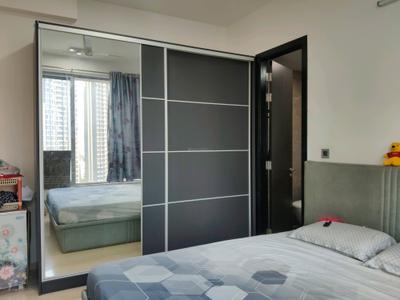 Bedroom Image of 915 Sq.ft 3 BHK Apartment / Flat for rent in Oberoi Eternia Towers A to D, Mulund West Mumbai for Rs. 80000