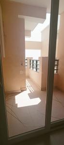 Balcony Image of 1815 Sq.ft 3 BHK Apartment / Flat for rent in Purvanchal Royal City Phase 2, Chi V Greater Noida for Rs. 31000