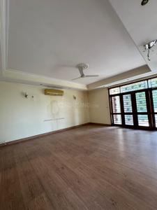 Bedroom Image of 4500 Sq.ft 7 BHK Independent House for sale in New Friends Colony New Delhi for Rs. 320000000