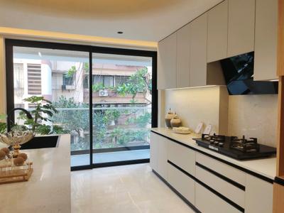 Kitchen Image of 2760 Sq.ft 4 BHK Apartment / Flat for sale in Shiv Krupa Swastik Society, Vile Parle West Mumbai for Rs. 138000000
