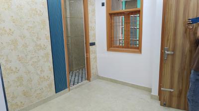 Bedroom Image of 550 Sq.ft 2 BHK Builder Floor for sale in Govindpuri New Delhi for Rs. 4000000
