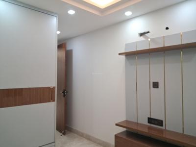 Bedroom Image of 1350 Sq.ft 3 BHK Builder Floor for sale in Paschim Vihar New Delhi for Rs. 26000000
