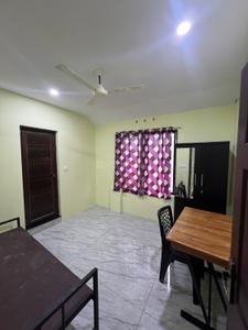 1 RK Independent Builder Floor