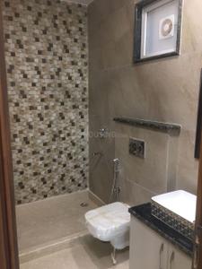 Bathroom Image of 900 Sq.ft 4 BHK Independent House for sale in Rajinder Nagar New Delhi for Rs. 90000000