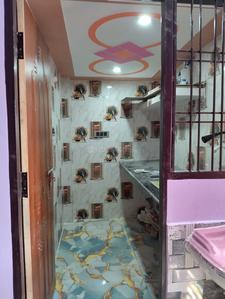Bathroom Image of 800 Sq.ft 5 BHK Independent House for rent in Para Lucknow for Rs. 12000