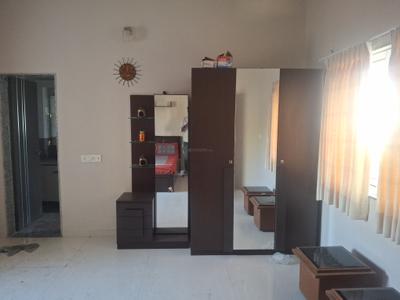 Bedroom Image of 9000 Sq.ft 6 BHK Villa for rent in Vaishno Devi Circle Ahmedabad for Rs. 125000