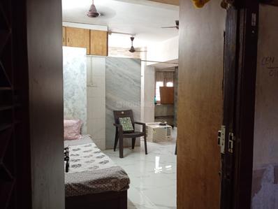 Bedroom Image of 350 Sq.ft 1 BHK Apartment / Flat for rent in Vile Parle West Mumbai for Rs. 35000