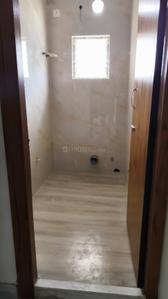 Bathroom Image of 585 Sq.ft 1 BHK Apartment / Flat for sale in Naktala Kolkata for Rs. 3217000