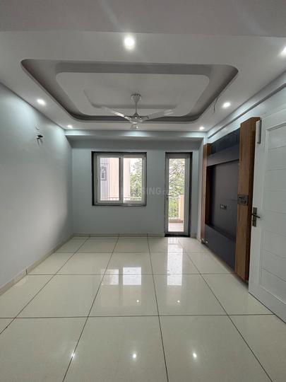 THE CAPITAL Main Image 1