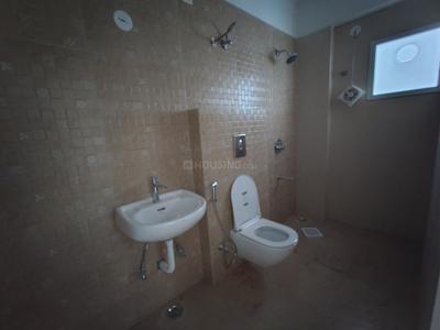 Bathroom Image of 2430 Sq.ft 3 BHK Apartment / Flat for rent in Madhuban Udaipur for Rs. 33000