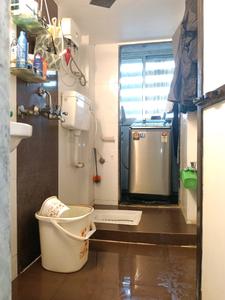 Common Bathroom Image of 600 Sq.ft 1 BHK Apartment / Flat for sale in Crystal Fiama NX, Kasarvadavali Thane for Rs. 5499999