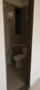 Bathroom Image of 620 Sq.ft 2 BHK Apartment / Flat for sale in Arise Atlantis, Jagatpur Ahmedabad for Rs. 6000000