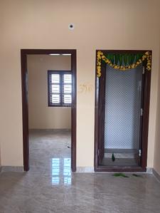 Hall Image of 450 Sq.ft 1 BHK Independent House for rent in Anna Nagar Hosur for Rs. 8000