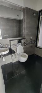 Bathroom Image of 813 Sq.ft 2 BHK Apartment / Flat for sale in Kalpataru Crest Wing B Avalon, Bhandup West Mumbai for Rs. 19500000