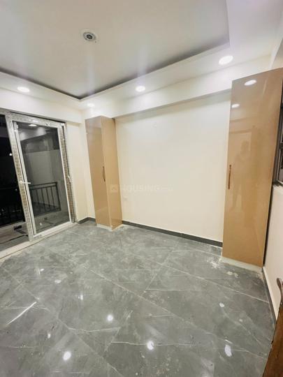 Lucky Wow Monk Main Image 1