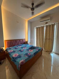 Bedroom Image of 945 Sq.ft 2 BHK Builder Floor for rent in Gaur Yamuna City, Yeida Greater Noida for Rs. 26000