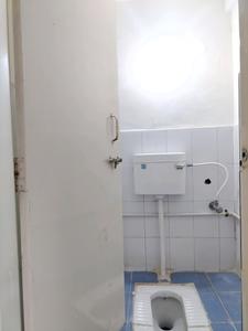 Common Bathroom Two Image of 1320 Sq.ft 3 BHK Apartment / Flat for sale in DSK Saptasur, Dhayari Pune for Rs. 7449000