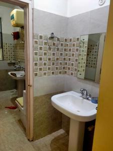 Image of 2000 Sq.ft 2 BHK Builder Floor for rent in LDA Vishesh Khand, Gomti Nagar, Lucknow for Rs. 23000