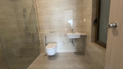 Image of 2000 Sq.ft 4 BHK Apartment / Flat for rent in Adani Ten BKC, Bandra East, Mumbai for Rs. 290000