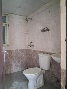 Common Bathroom Image of 1000 Sq.ft 2 BHK Apartment / Flat for sale in Gardenia Golf City, Sector 75 Noida for Rs. 8200005