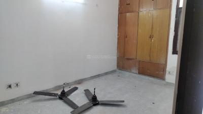 Bedroom Image of 1500 Sq.ft 3 BHK Apartment / Flat for rent in Antriksh Shivalik Apartment, Sector 6 Dwarka New Delhi for Rs. 38000