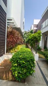 Image of 3300 Sq.ft 4 BHK Villa for rent in Uthandi, Chennai for Rs. 80000