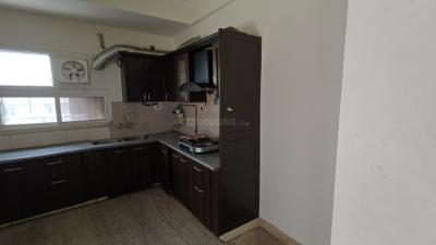 Kitchen Image of 3000 Sq.ft 4 BHK Penthouse for rent in Mahagun Mansion Phase 1 and 2, Indirapuram Ghaziabad for Rs. 42000