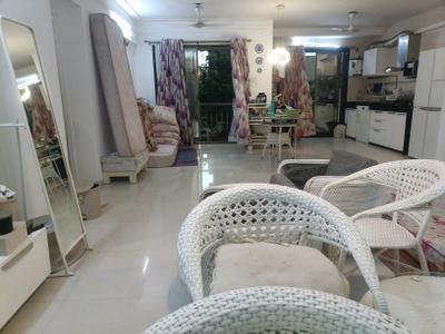 Living Room Image of 1400 Sq.ft 3 BHK Apartment / Flat for sale in Regency Gardens, Kharghar Navi Mumbai for Rs. 35000000