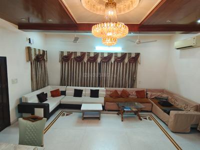 5 BHK Independent House