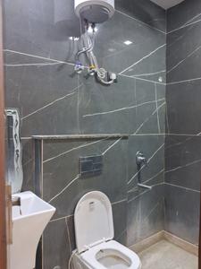 Bedroom Two Image of 900 Sq.ft 2 BHK Builder Floor for sale in Ramesh Nagar New Delhi for Rs. 15000000