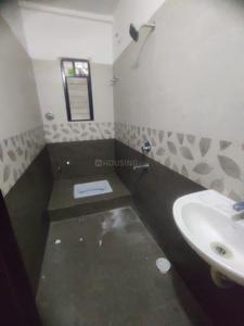 Bathroom Image of 1400 Sq.ft 3 BHK Apartment / Flat for rent in Somalwada Nagpur for Rs. 20000