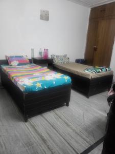 Bedroom Image of SOMO pg in Sector 127, Noida