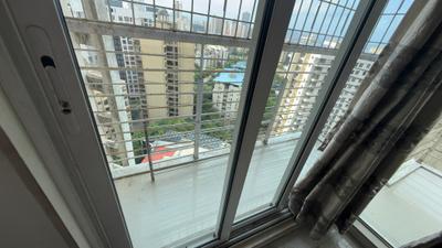 Balcony Image of 1000 Sq.ft 2 BHK Apartment / Flat for sale in Rosa Bella, Hiranandani Estate Thane for Rs. 14000000