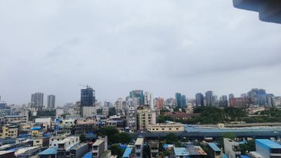 Balcony Image of 786 Sq.ft 2 BHK Apartment / Flat for sale in Shapoorji Pallonji BKC 28, Bandra East Mumbai for Rs. 26000000