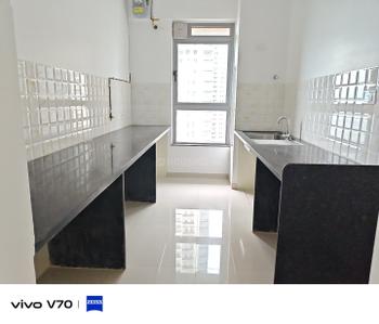 Kitchen Image of 850 Sq.ft 2 BHK Apartment / Flat for sale in Kalpataru Immensa, Thane West Thane for Rs. 12800000
