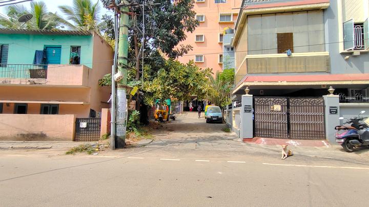 RT Nagar Main Image 1