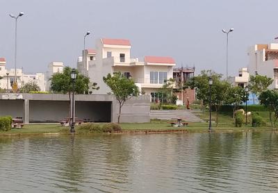 Image of 105 Sq.ft Residential Plot / Land for sale in Gaursons 7th Park View Gaur Yamuna City, Yeida, Greater Noida for Rs. 11700000