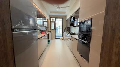 Kitchen Image of 2900 Sq.ft 4 BHK Villa for rent in DLF Independent Floors At Dlf City Phase III, DLF Phase 3 Gurgaon for Rs. 105000
